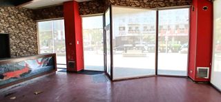 Se ALQUILA Magnifico LOCAL Centrico