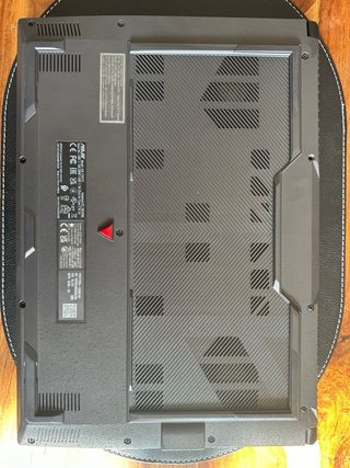 ASUS TUF DASH F15 Laptop Negra