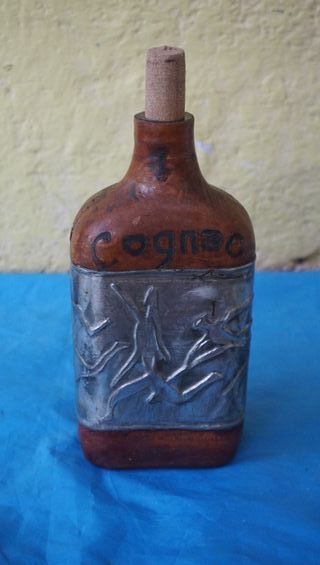 Bottiglia di whisky in pelle antica e altri modelli, vedi foto