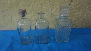 Bottiglia di whisky in pelle antica e altri modelli, vedi foto