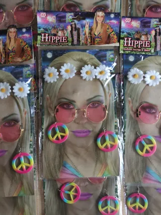 Lote 11 Kits Disfraz Hippie: Gafas, Flores, Paz