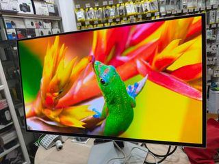 Monitor da gioco SAMSUNG Odyssey G80SD OLED, 32"