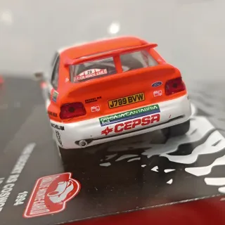 Maqueta modèle Ford Escort RS Cosworth 1994
