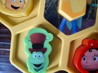 Juego de memoria La Abeja Maya