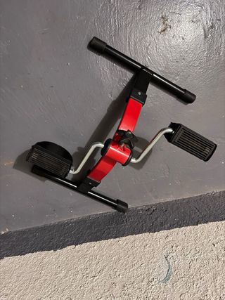 Bicicleta estática para ejercicios.