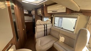 DANA/ AUTOCARAVANA INTEGRAL HYMER EX 564