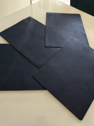 Tovagliette in pelle blu