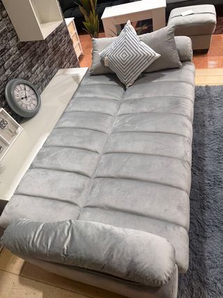Sofá Cama Gris con Puff y Arcón