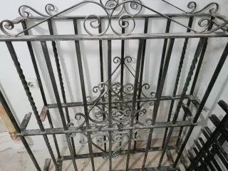 Rejas metálica negra