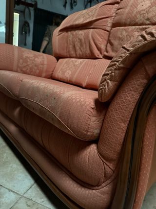 Sofá de 2 plazas con estampado floral