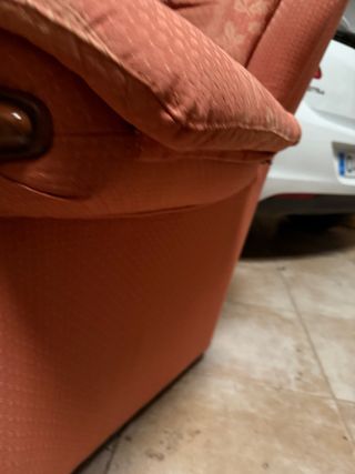 Sofá de 2 plazas con estampado floral