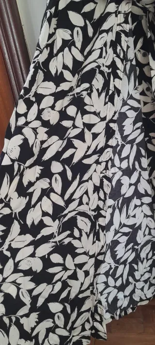 Vestido VNG estampado hojas