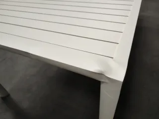 Mesa de exterior Culip de aluminio con acabado blanco 220 x 100 cm