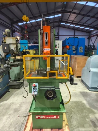 Mortajadora Urpe MN-200-G