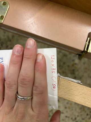 Mesa de madera clara