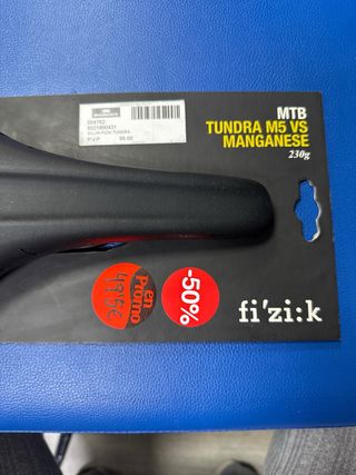 Sillín MTB Fi'zi:k Tundra M5 Manganeso