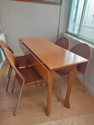 Pack de mesa comedor extensible + 4 sillas