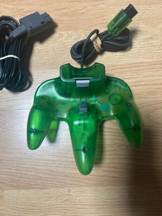 Consola Nintendo 64 Edicion Jungle Green con juego