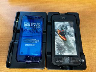Custodia LifeProof NÜÜD per iPhone 6. Nuova