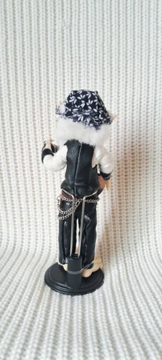 Duendecillo rockero artesanal guitarra