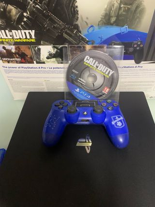 Consola PS4 Pro 1TB + 1 Mando + 8 juego.