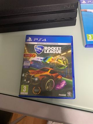 Consola PS4 Pro 1TB + 1 Mando + 8 juego.