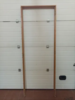 Marco para puerta de 72,5