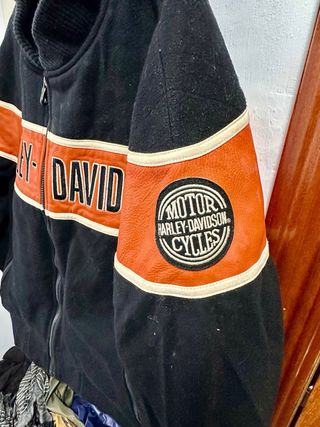 Chaqueta Harley Davidson lana y cuero.