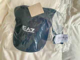 A ESTRENAR: Gorra EA7 Emporio Armani Negra