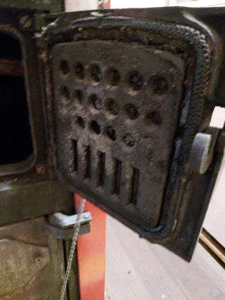 Caldera de leña Roca