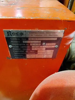 Caldera de leña Roca