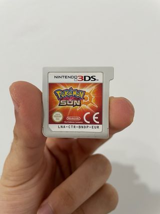 Nintendo 3DS XL Blu + Pokémon Sole