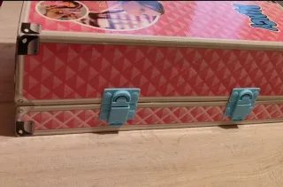 Nancy Peluquera con Peluquería.