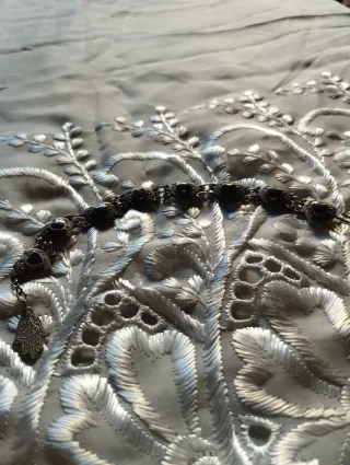 Braccialetto vintage cuoricini neri