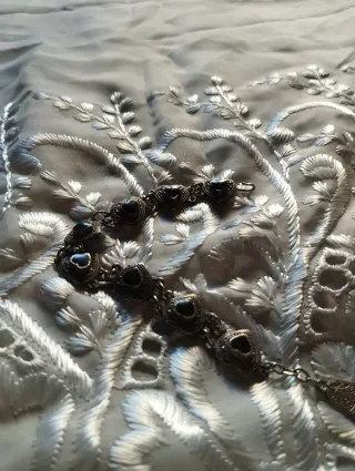 Braccialetto vintage cuoricini neri