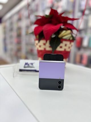 Samsung Galaxy Z Flip4 256GB Viola. Seminuovo