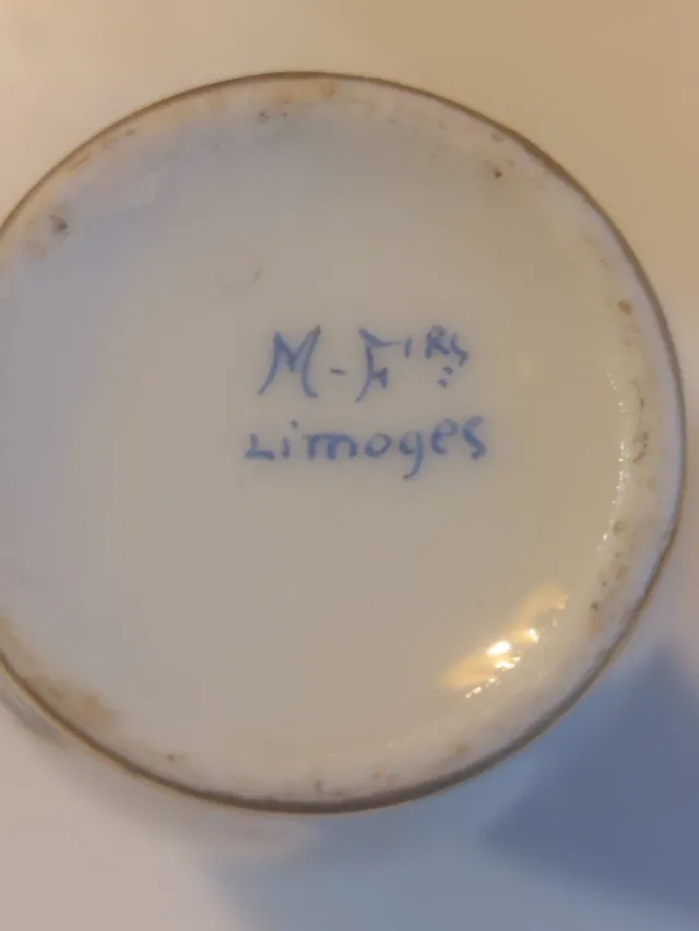 Lujoso jarrón soliflore porcelana Limoges M. Frère