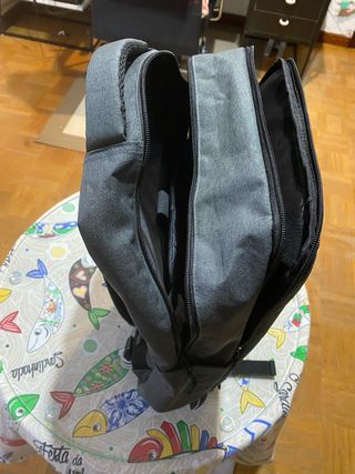 Mochila Perletti Gris Grande Como Nueva