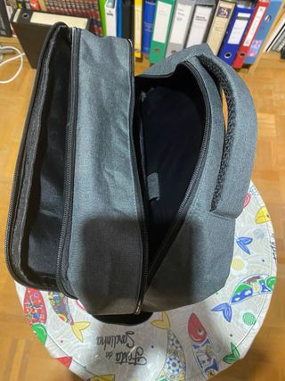 Mochila Perletti Gris Grande Como Nueva
