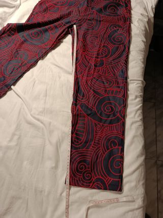 Chaqueta y pantalón estampado