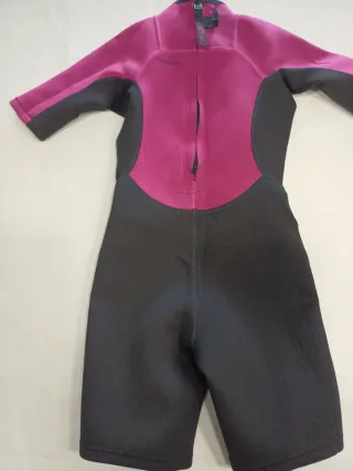 Neopreno infantil corto rosa y negro.Talla 8 años