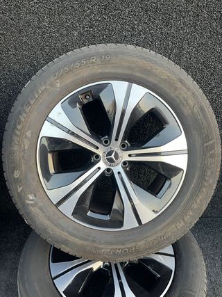 Juego de llantas Mercedes 19"