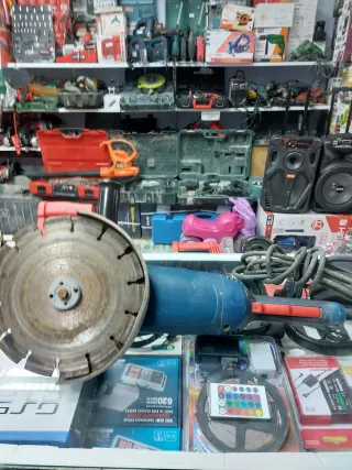 Amoladora Bosch GWS 2400 J