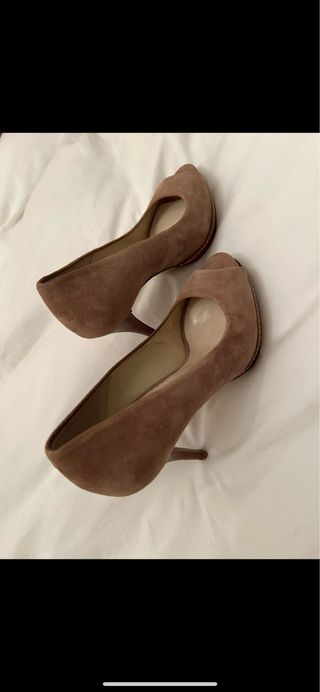Zapatos stiletto taupe