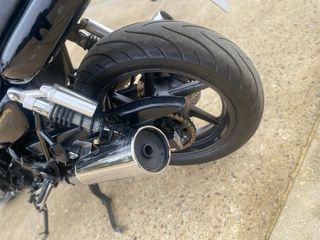 Honda CB 750 Seven Fifty Negra