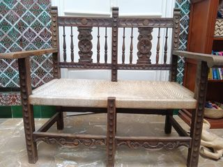 Sillón antiguo madera y enea