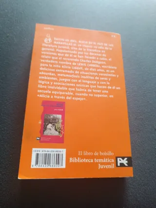 Alicia en el País de las Maravillas (Spanish Ed...