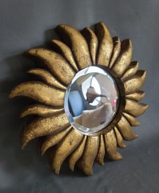 Specchio solare con fiamme dorate dipinte a mano