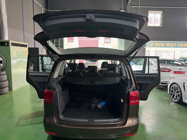 VOLKSWAGEN Touran 1.6 TDI Advance Bluemotion Tech