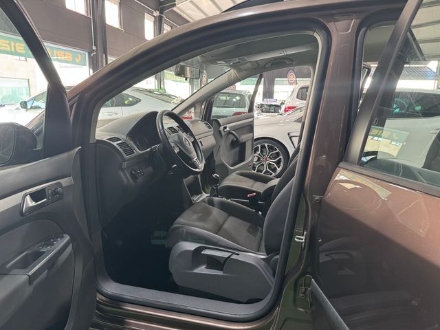 VOLKSWAGEN Touran 1.6 TDI Advance Bluemotion Tech